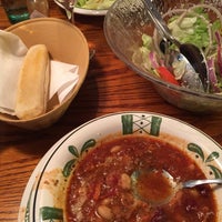Photo taken at Olive Garden by R M. on 1/31/2015