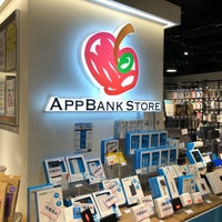 Photo taken at AppBank Store by syü ☆. on 3/26/2018
