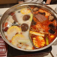 Photo taken at Xiao Meng Niu 小蒙牛 - Hot Pot &amp;amp; Barbeque by V-L!X T. on 1/20/2023
