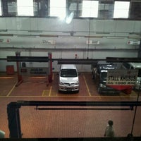 Photo taken at Bandengan Dealer Daihatsu Tunas by Artisen T. on 4/20/2012
