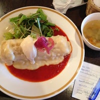 Photo taken at アリーバ MEXICAN FOODS＆BAR by ishiemi _. on 7/15/2014