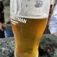 Photo taken at J.W. Sweetman Craft Brewery by Lisa K. on 10/6/2022