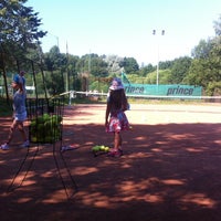 Photo taken at Теннисный комплекс парка «Дубки» by Max W. on 7/9/2014