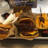 รูปภาพถ่ายที่ TGB The Good Burger โดย Taysa I. เมื่อ 6/10/2019