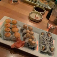 1/3/2020 tarihinde Haley L.ziyaretçi tarafından Koko Sushi Bar &amp;amp; Lounge'de çekilen fotoğraf