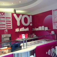 9/21/2013 tarihinde Silvia S.ziyaretçi tarafından YO! Yogurteria Roma'de çekilen fotoğraf