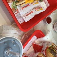 Photo taken at In-N-Out Burger by Ray ✵. on 8/11/2022