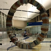 Das Foto wurde bei San Antonio International Airport (SAT) von Kenike M. am 3/23/2019 aufgenommen