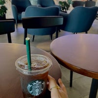 Foto tomada en Starbucks  por Remas el 11/12/2022