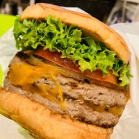 Photo taken at Freshness Burger by Sho M. on 11/7/2020
