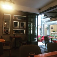 6/3/2016 tarihinde Zeynel D.ziyaretçi tarafından Bunk Cafe &amp;amp; Dukkan'de çekilen fotoğraf