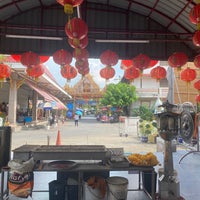 Photo taken at Wat Kunnathi Ruttharam by สาว ช. on 4/20/2021