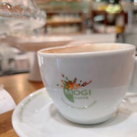Photo taken at Caffè Braschi by Vivi Bistrot by Dé e. on 1/28/2023