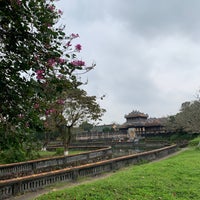 Photo taken at Ngọ Môn (Noon Gate) by An N. on 1/23/2023
