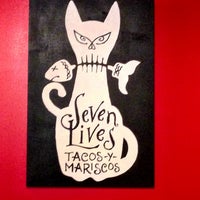Photo taken at Seven Lives - Tacos y Mariscos by Rossy E. on 4/28/2013