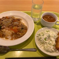 Photo taken at カフェ ダイニング 仲宿 Cafe Dining NAKAJUKU by ゆき on 8/17/2023