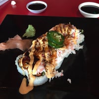 Foto scattata a Rock-N-Roll Sushi - Hoover da Geoffrey H. il 8/21/2015