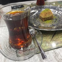 Foto tirada no(a) Osmanlıoğlu Gıda por Anna F. em 11/21/2018