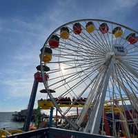 5/7/2023 tarihinde M K.ziyaretçi tarafından Santa Monica Pier Carousel'de çekilen fotoğraf