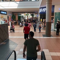 Das Foto wurde bei Mall del Sol von Olga T. am 6/27/2020 aufgenommen