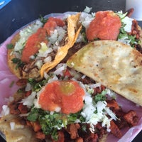 Photo taken at Tacos Yanny by Josue A. on 9/16/2015