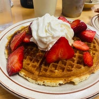 Photo taken at Ole&amp;#39;s Waffle Shop by Pj.paujakie on 7/12/2021