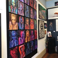 Photo taken at Craig Tracy&amp;#39;s PaintedAlive Body Painting Gallery by Julie B. on 11/1/2019