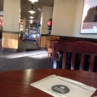 12/6/2012にSergio R.がSpecialty’s Café &amp;amp; Bakeryで撮った写真