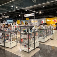 なんばロフト 中央区 10人の訪問者 から 4個のtips 件