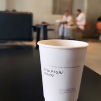 รูปภาพถ่ายที่ Sculpture Café โดย Khalid🌊 เมื่อ 5/9/2024