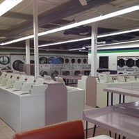 Das Foto wurde bei East Wash Laundry von East Wash Laundry am 12/16/2019 aufgenommen