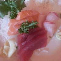 Photo taken at Yoshimama Japanese Fusion &amp; Sushi Bar by Ina Z. on 6/26/2014