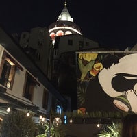 9/18/2015 tarihinde ƒєяι∂є к.ziyaretçi tarafından Nola Restaurant Istanbul'de çekilen fotoğraf