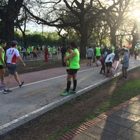 Photo taken at Maratón de Buenos Aires by Guillermo B. on 10/12/2014