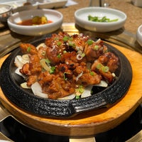 Foto diambil di Da On Fine Korean Cuisine oleh WeSiang L. pada 3/26/2022