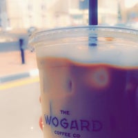 Das Foto wurde bei Wogard Specialty Coffee von F💎 am 6/1/2020 aufgenommen
