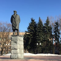 Photo taken at Памятник В. И. Ленину by Ольга Ф. on 4/9/2018