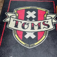 Photo taken at Toms Skateshop by Hamad on 10/5/2023