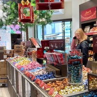 Photo taken at Lindt by Sana K. on 11/4/2022