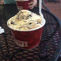 Photo taken at Cold Stone Creamery by Paola V. on 7/9/2015