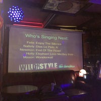 Photo taken at The Swingin&amp;#39; Door by Nallely G. on 10/6/2018