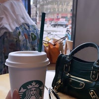 Photo taken at Starbucks by 🖤 on 7/31/2022