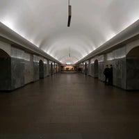 Photo taken at metro Chistye Prudy by Витте Адам on 6/1/2021