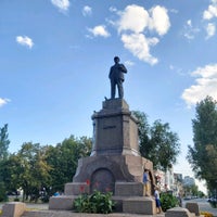 Photo taken at Памятник В.И. Ленину by Витте Адам on 7/25/2021