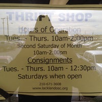 lackland shoppette hours