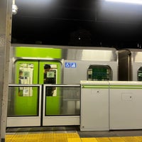 Photo taken at JR 神田駅 東口 by た〜き on 10/31/2023
