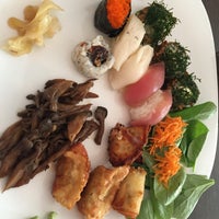 5/16/2016にRenato P.がRestaurante Sushi Tori | 鳥で撮った写真