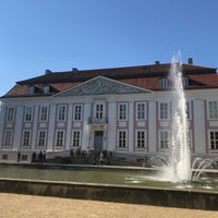 Photo taken at Schloss Friedrichsfelde by Tobi on 4/22/2019