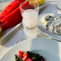 Photo taken at Veli Usta Körfez Restaurant by İlhan B. on 9/4/2023