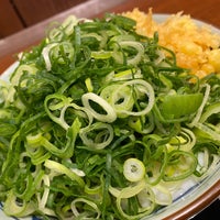 Photo taken at 丸亀製麺 by わた on 12/18/2021